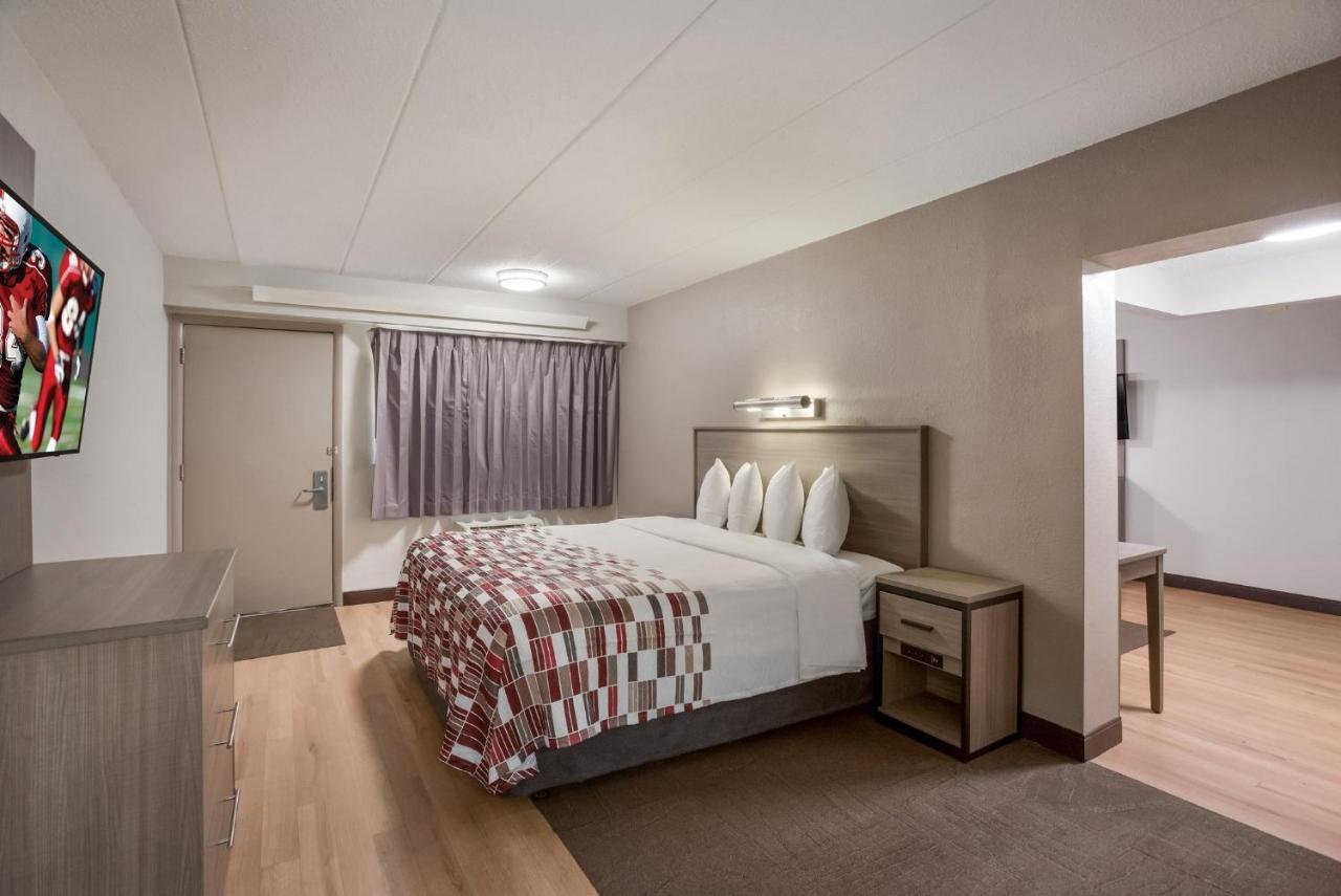 Red Roof Inn Philadelphia - Trevose Bagian luar foto